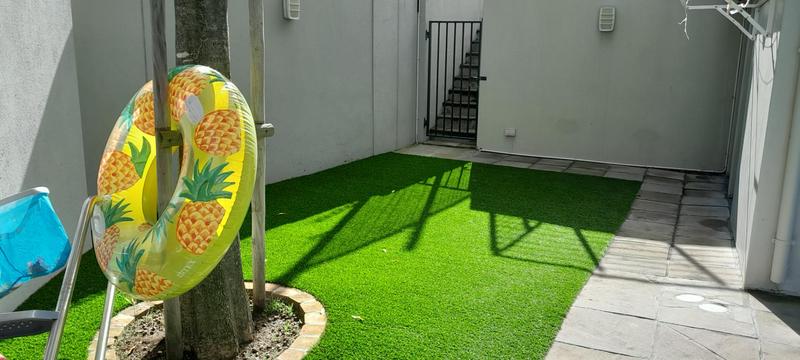 To Let 2 Bedroom Property for Rent in Newlands Western Cape